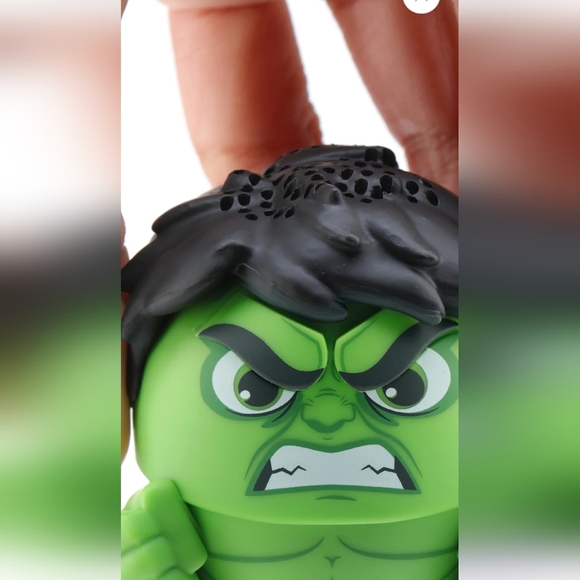 Marvel Hulk Speaker by Bitty Boomers The Hulk Collectible Mini Bluetooth Speaker - Picture 7 of 9